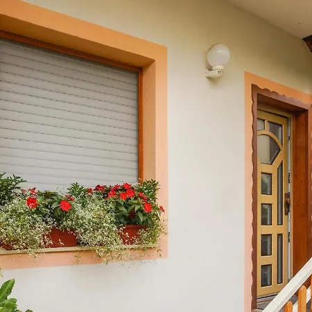 Apartamento Stunning In W/ Wifi *